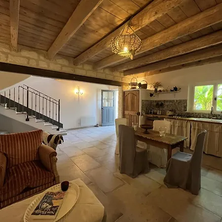 Holiday home Une Maison Dans Un Mas